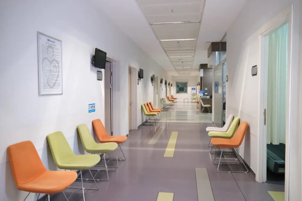 OFM Hospital Consultation Corridor